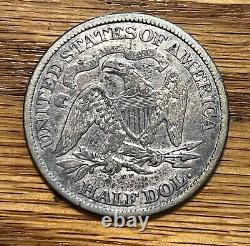 Demi-dollar en argent assis Liberté de 1876-cc, TB, date rare